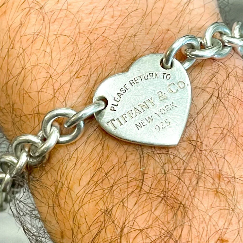 Tiffany & Co. Return to Tiffany Heart Charm Bracelet Sterling Silver 7.5" W/ Box - Picture 4 of 12